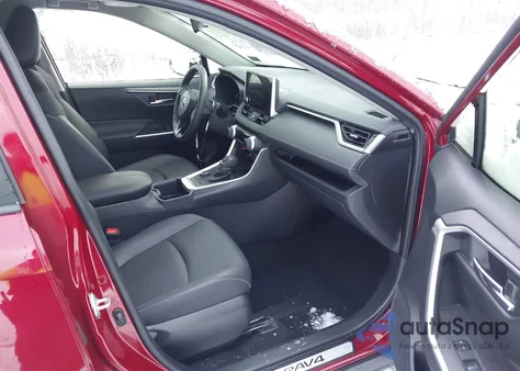 2024 Toyota Rav4 Hybrid Xle Premium from USA, damaged, VIN JTMB6RFV6RD141823